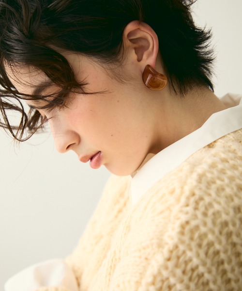 Trish（トリッシュ）の「ウェーブレジンピアス（ピアス（両耳用）・レディース・ブラウン/アイボリー・FREE）」の17枚目の写真