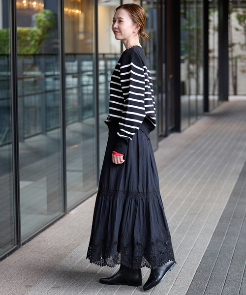 SLOBE IENA(スローブイエナ)の「パネルボーダーニット(ニット/セーター・レディース・ホワイト/ブラック・FREE)」の5枚目の写真