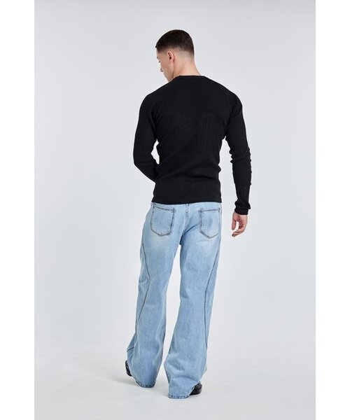 51%（フィフティーワンパーセント）の「Irregular Logo embroidery Longsleeve - Black（Tシャツ/カットソー・メンズ・その他・MEDIUM/LARGE/X-LARGE）」の6枚目の写真