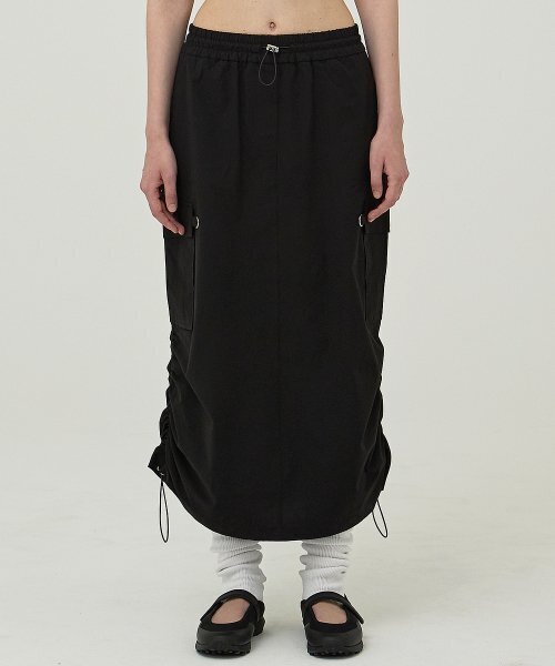 GAUSS SKIRT IN BLACK（カーゴスカート）