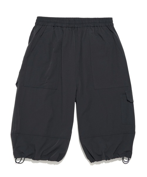 MAISON CLUB(メゾンクラブ)の「【MAISON CLUB】Odd Length Over Cargo Pants KKP/ 七分丈オーバーカーゴパンツ クロップドパンツ(カーゴパンツ・メンズ・ブラック/カーキ/グレー・M/XL/L)」の2枚目の写真