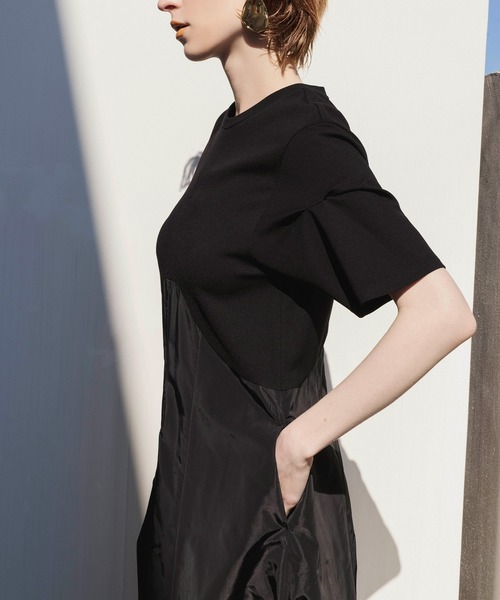 UP TUCK HALF SLEEVE OP（ワンピース）｜OMMO（オーエムエムオー）の 