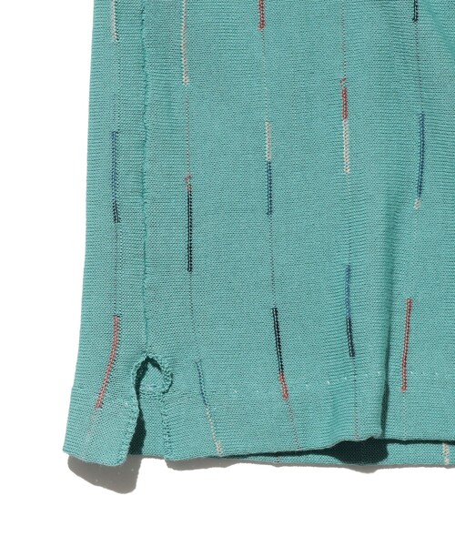 BEAMS PLUS(ビームスプラス)の「Knit Polo Kasuri Stripe(ポロシャツ・メンズ・ホワイト/ロイヤルブルー・MEDIUM/SMALL/X-LARGE/LARGE)」の19枚目の写真