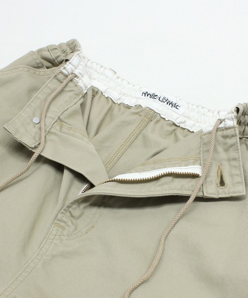 RNA（アールエヌエー）の「R4122 イージーＢＩＧペインター（チノパンツ・レディース・ベージュ/グレー・MEDIUM）」の14枚目の写真