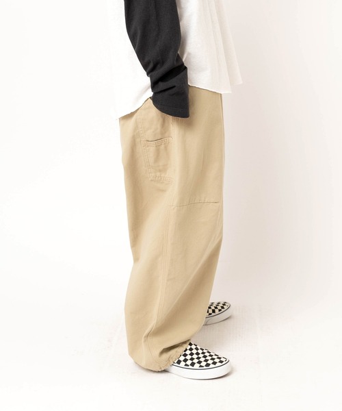 RNA（アールエヌエー）の「R4122 イージーＢＩＧペインター（チノパンツ・レディース・ベージュ/グレー・MEDIUM）」の4枚目の写真