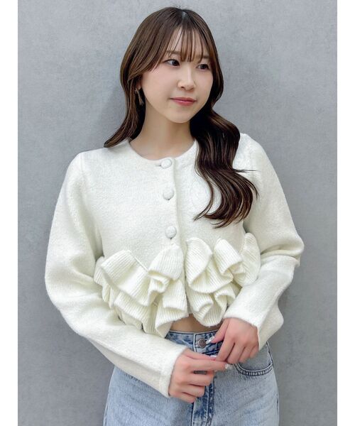 dazzlin（ダズリン）の「ヘムフリルニットジャケット（ノーカラージャケット・レディース・チャコールグレー/ブルー/アイボリー・FREE）」の2枚目の写真