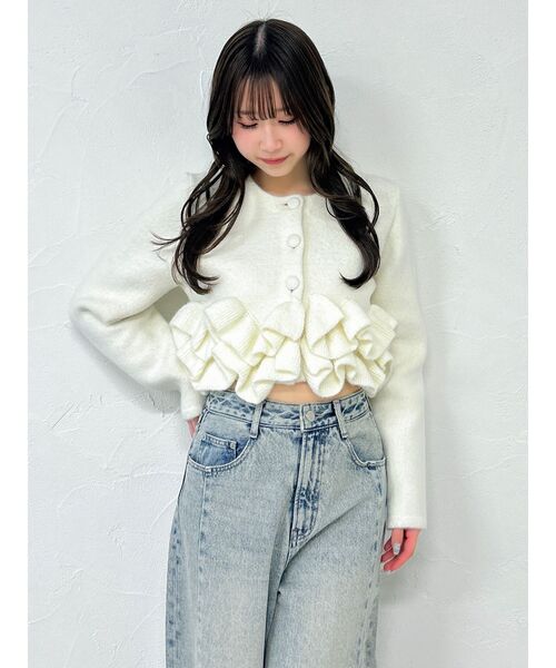 dazzlin（ダズリン）の「ヘムフリルニットジャケット（ノーカラージャケット・レディース・チャコールグレー/ブルー/アイボリー・FREE）」の11枚目の写真