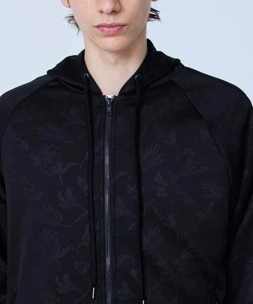 5351 POUR LES HOMMES（ゴーサンゴーイチプールオム）の「【セットアップ対応】リーフ柄　ジップ パーカー（パーカー・メンズ・ブラック/ライトグレー・46/44/50/48）」の8枚目の写真