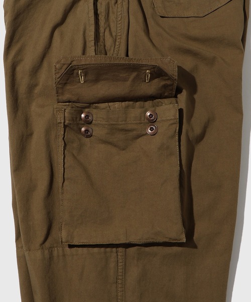 ADAM ET ROPE'（アダムエロペ）の「ヴィンテージライク M47 カーゴパンツ（カーゴパンツ・メンズ・ブラック/オリーブ/オフホワイト・L/M）」の11枚目の写真