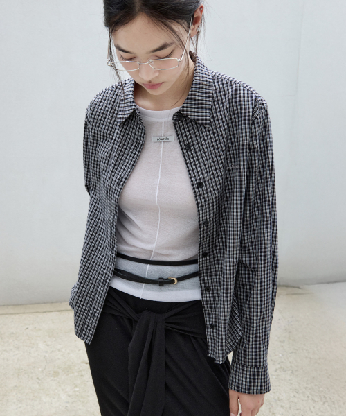 ROLAROLA（ロラロラ）の「CLASSIC CHECK SHIRT BLACK（シャツ/ブラウス・レディース・ブラック・FREE）」の2枚目の写真