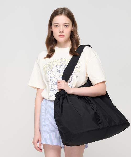 ROIDESROIS（ロワデロワ）の「トラベルストリングビッグホーボーバッグ（ブラック）（ショルダーバッグ・レディース・その他・FREE）」の2枚目の写真