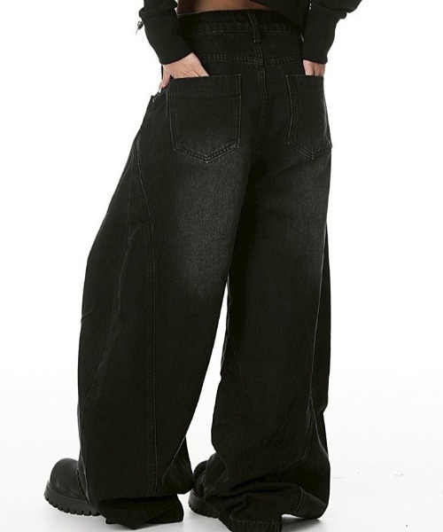 VIBGYOR(ヴィブジョー)の「【LAMPOON】アイレットデザインカーブデニムパンツ(デニムパンツ・レディース・ブラック・LARGE/MEDIUM/X-LARGE/SMALL)」の13枚目の写真