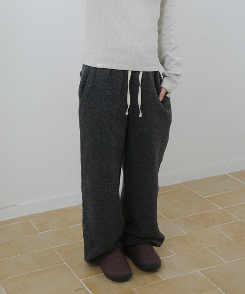 NAATS（ナツ）の「Boucle Wool Pants, charcoal（スウェットパンツ・レディース・その他・FREE）」の4枚目の写真