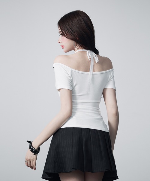 VEILA(ヴェイラ)の「フェイクレイヤード ホルターネック レースアップ ショートTシャツ(Tシャツ/カットソー・レディース・グレー/ホワイト・フリー)」の19枚目の写真
