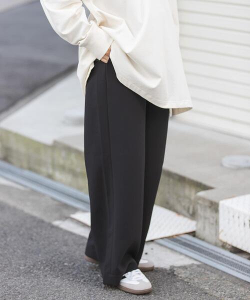 FORK&SPOON（フォークアンドスプーン）の「FORK&SPOON　ダブルクロスイージーパンツ（その他パンツ・レディース・ベージュ/ブラック・1/2）」の9枚目の写真