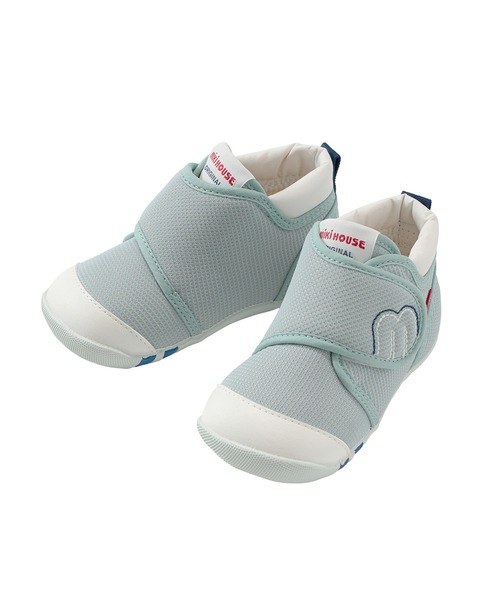 MIKI HOUSE（ミキハウス）の「【WEB限定】55周年記念モデル ファーストベビーシューズ（ベビーシューズ/ベビーソックス・キッズ・ブルー/ネイビー/イエロー/ラベンダー/ホワイト/レッド/グリーン/ピンク・12cm/13cm/12.5cm/13.5cm/11.5cm）」の4枚目の写真