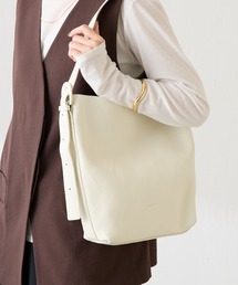 PAPILLONNER | PAPILLONNER/レザーワンハンドルバッグ(ショルダーバッグ)