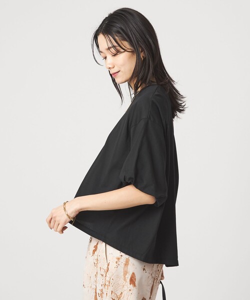 green label relaxing(グリーンレーベルリラクシング)の「ギャザースリーブ プルオーバー カットソー(Tシャツ/カットソー・レディース・オフホワイト/ブラック/ブラウン/その他1/その他2・FREE)」の10枚目の写真