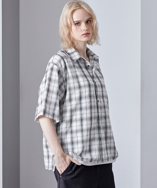 Loose/ルース(ルース)の「セミシアー ベーシック ワッシャーチェックシャツ(シャツ/ブラウス・メンズ・ホワイト/ダークグレー/ブルー・S/L/M)」の5枚目の写真