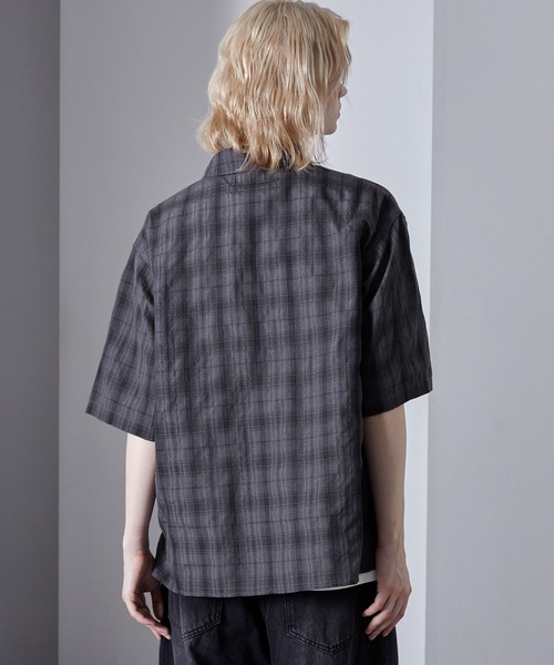 Loose/ルース(ルース)の「セミシアー ベーシック ワッシャーチェックシャツ(シャツ/ブラウス・メンズ・ホワイト/ダークグレー/ブルー・S/L/M)」の13枚目の写真