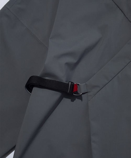 F/CE. (エフシーイー)の「F/CE. PERTEX 2WAY WRAP JACKET / エフシーイー パーテックス ツーウェイ ラップ ジャケット(ナイロンジャケット・メンズ・グレー/ピンク/ブラック・SMALL/MEDIUM/LARGE)」の14枚目の写真