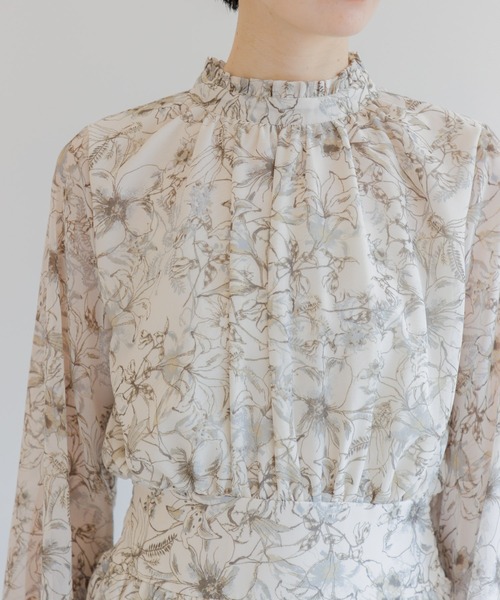 Paradise Picnic（パラダイスピクニック）の「TRANOI. スタンドカラーレトロフラワーワンピース（ワンピース・レディース・アイボリー/ブラック・FREE）」の7枚目の写真