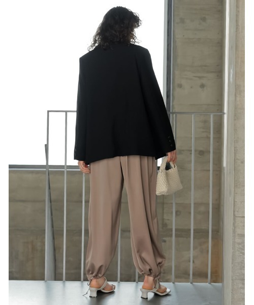 Re:EDIT（リエディ）の「スクエアトゥメタルモチーフヒールトングサンダル（サンダル・レディース・ホワイト/モカ/ブラック・X-LARGE/LARGE/MEDIUM/SMALL）」の8枚目の写真