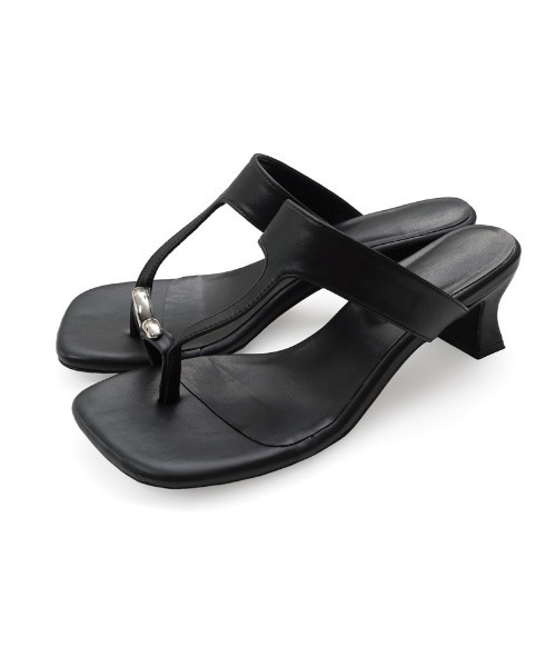 Re:EDIT（リエディ）の「スクエアトゥメタルモチーフヒールトングサンダル（サンダル・レディース・ホワイト/モカ/ブラック・X-LARGE/LARGE/MEDIUM/SMALL）」の14枚目の写真