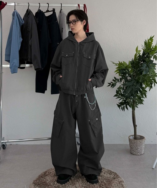 sedacle(セダクル)の「ボタンフライダックカーブパンツ(カーゴパンツ・メンズ・チャコールグレー/ネイビー/ベージュ/ボルドー/カーキ/ブラック/オフホワイト・SMALL/LARGE/MEDIUM)」の18枚目の写真