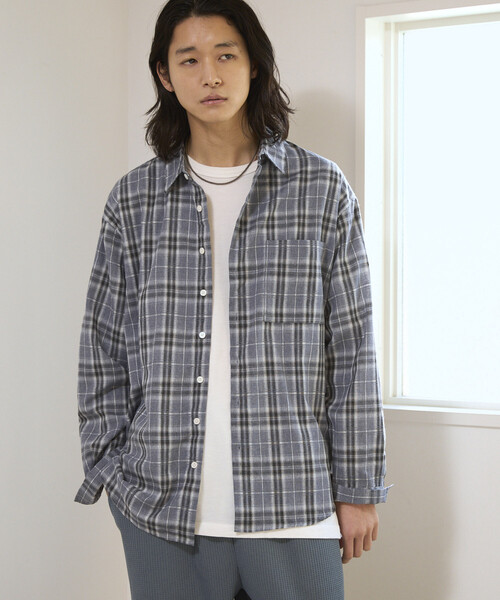 Firsthand(ファーストハンド)の「Firsthand/ファーストハンド ビッグシルエット オンブレ チェックシャツ / 長袖 / レギュラーカラー(シャツ/ブラウス・メンズ・ブラック/グレー/ホワイト・LARGE/MEDIUM)」の3枚目の写真