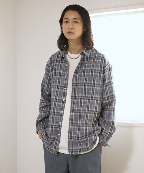 Firsthand(ファーストハンド)の「Firsthand/ファーストハンド ビッグシルエット オンブレ チェックシャツ / 長袖 / レギュラーカラー(シャツ/ブラウス・メンズ・ブラック/グレー/ホワイト・LARGE/MEDIUM)」の9枚目の写真