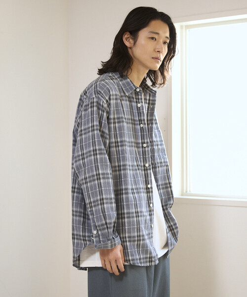Firsthand(ファーストハンド)の「Firsthand/ファーストハンド ビッグシルエット オンブレ チェックシャツ / 長袖 / レギュラーカラー(シャツ/ブラウス・メンズ・ブラック/グレー/ホワイト・LARGE/MEDIUM)」の12枚目の写真