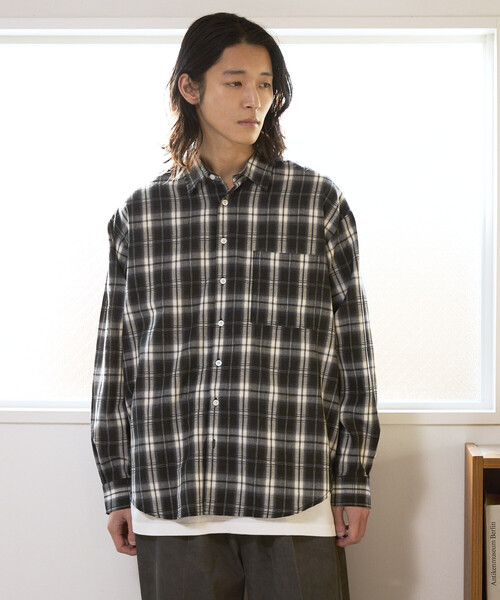 Firsthand(ファーストハンド)の「Firsthand/ファーストハンド ビッグシルエット オンブレ チェックシャツ / 長袖 / レギュラーカラー(シャツ/ブラウス・メンズ・ブラック/グレー/ホワイト・LARGE/MEDIUM)」の19枚目の写真