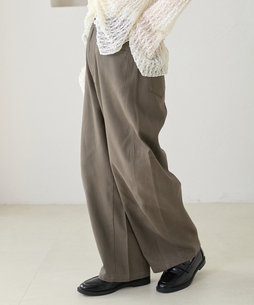 apres jour clair(アプレジュールクレア)の「【apres jour clair】カーブデザインデニムパンツ(デニムパンツ・レディース・インディゴブルー/アイボリー/ライトブルー/ブラウン系その他・LARGE/SMALL/MEDIUM)」の5枚目の写真