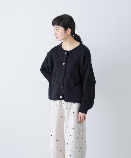 かぐれ（カグレ）の「コットンローゲージショートカーディガン（カーディガン/ボレロ・レディース・ブラック/アイボリー・FREE）」の2枚目の写真