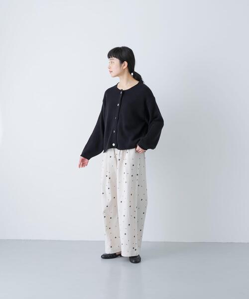 かぐれ(カグレ)の「コットンローゲージショートカーディガン(カーディガン/ボレロ・レディース・ブラック/アイボリー・FREE)」の19枚目の写真
