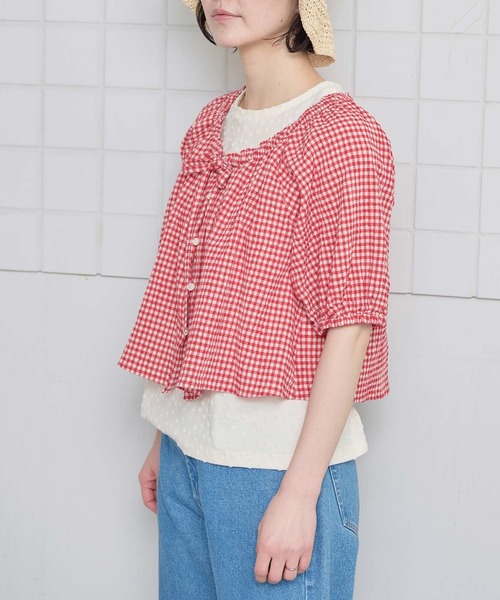 l'atelier du savon（アトリエドサボン）の「ちぢみギンガム リボンのついたまんまるブラウス（シャツ/ブラウス・レディース・レッド・FREE）」の3枚目の写真