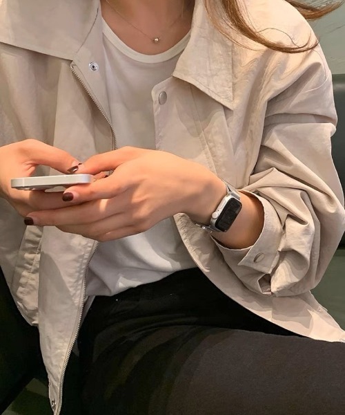 Ritzy(リッツィー)の「ボリュームスリーブ ショートブルゾン(ブルゾン・レディース・ベージュ・L/M)」の15枚目の写真