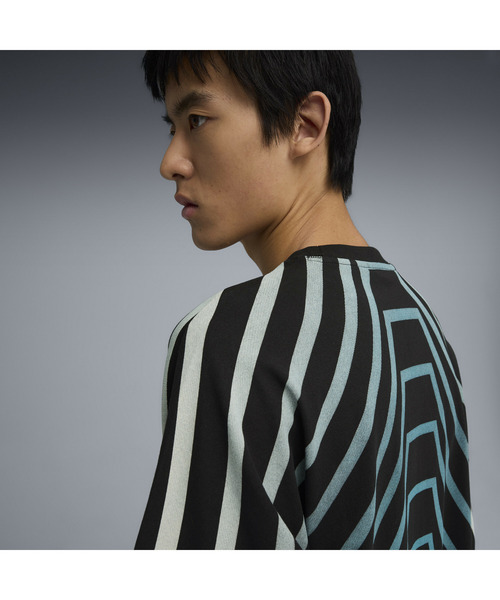 PUMA(プーマ)の「PUMA プーマ ユニセックス セラレーター グラフィック 半袖 Tシャツ(Tシャツ/カットソー・メンズ・ブラック/グレー系その他2・X-LARGE/SMALL/LARGE/MEDIUM)」の3枚目の写真