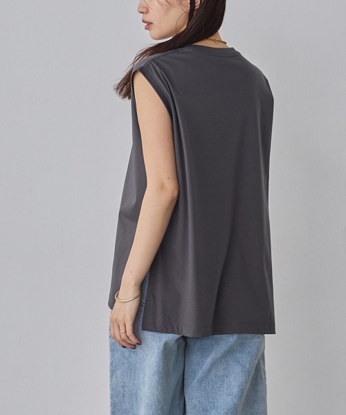 hunch(ハンチ)の「ミニロゴ フレンチスリーブ Tシャツ(Tシャツ/カットソー・レディース・チャコール/ライム/オフホワイト/ライトベージュ・FREE)」の9枚目の写真