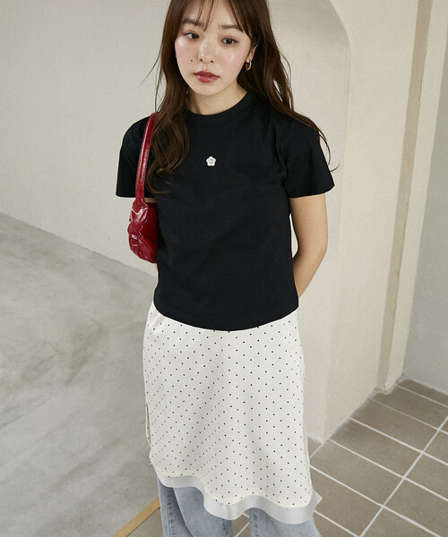 MARY QUANT（マリークワント）の「MARY QUANT × PUBLUX/マリークワント ワンポイント 刺繍 ロゴTシャツ　限定展開（Tシャツ/カットソー・レディース・ブラウン/レッド/オフホワイト/チャコールグレー/ネイビー/ブラック/その他・ﾌﾘ-）」の14枚目の写真