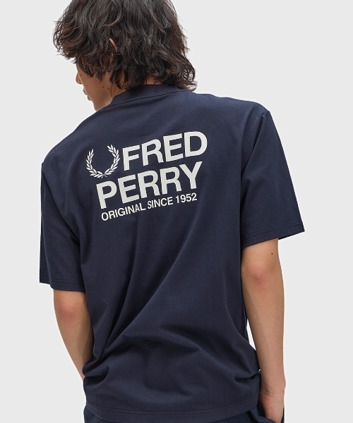 セール】Back Print Fred Perry Text T-Shirt／バックプリントテキスト