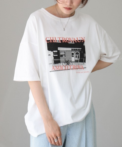 Bab(バブ)の「フォトプリントカラーロゴ半袖Tシャツ(Tシャツ/カットソー・レディース・ブルーグリーン/ピンク・MEDIUM)」の11枚目の写真