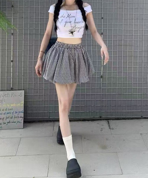 Ada.(エイダ)の「【Mellfy】ボリューム ウエストギャザー バルーン ミニスカート(スカート・レディース・ブラック/ホワイト・FREE)」の11枚目の写真