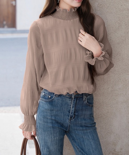 by LEGNA(バイレグナ)の「スタンドネックシャーリングブラウス(シャツ/ブラウス・レディース・ホワイト/ブラック/ピンク/ミント/アイボリー/グレー/ブラウン系その他・FREE)」の5枚目の写真