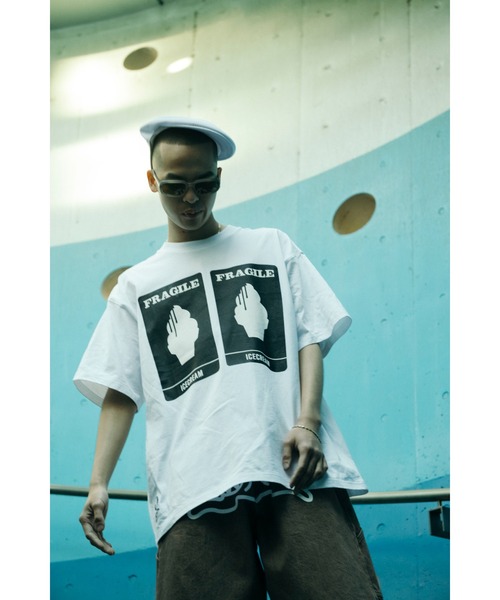 ICECREAM(アイスクリーム)の「COTTON T-SHIRT FRAGILE(Tシャツ/カットソー・メンズ・ブラック/ホワイト系その他・MEDIUM/LARGE/X-LARGE/SMALL)」の15枚目の写真