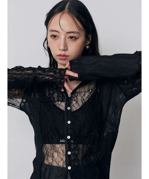 MURUA（ムルーア）の「【WEB限定】レースパッチワークカーデトップス（カーディガン/ボレロ・レディース・ブラック/アイボリー・FREE）」の7枚目の写真
