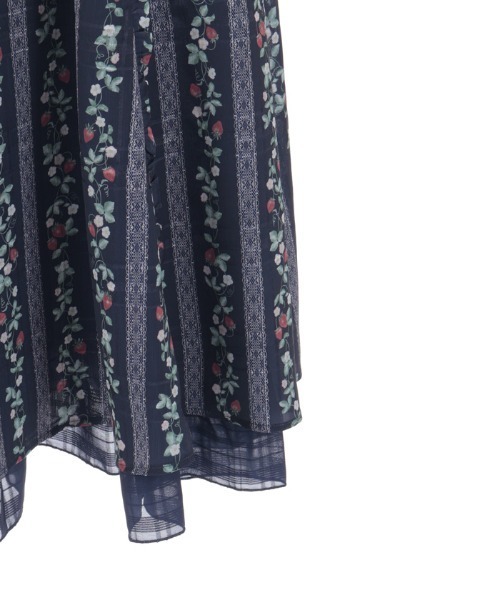 axes femme（アクシーズファム）の「苺柄切替フレアスカート（スカート・レディース・レッド/ネイビー/キナリ・FREE）」の18枚目の写真