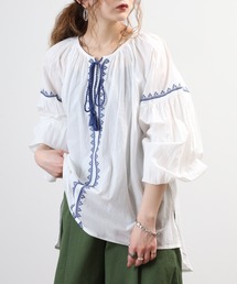 キャンブリック部分刺繍入長袖ブラウス