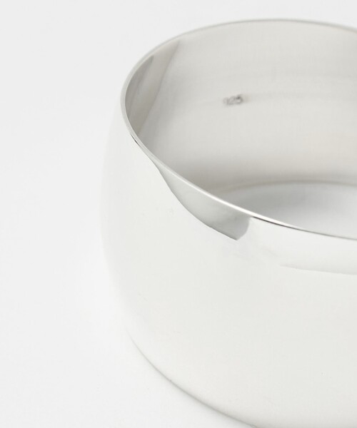 quip queint(クイップクエイント)の「<quip queint>ORG CURVE バングル(ブレスレット・レディース・シルバー・FREE)」の7枚目の写真